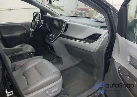 2016 Toyota Sienna Xle 8 Passenger from USA, damaged, VIN 5TDYK3DC0GS720490